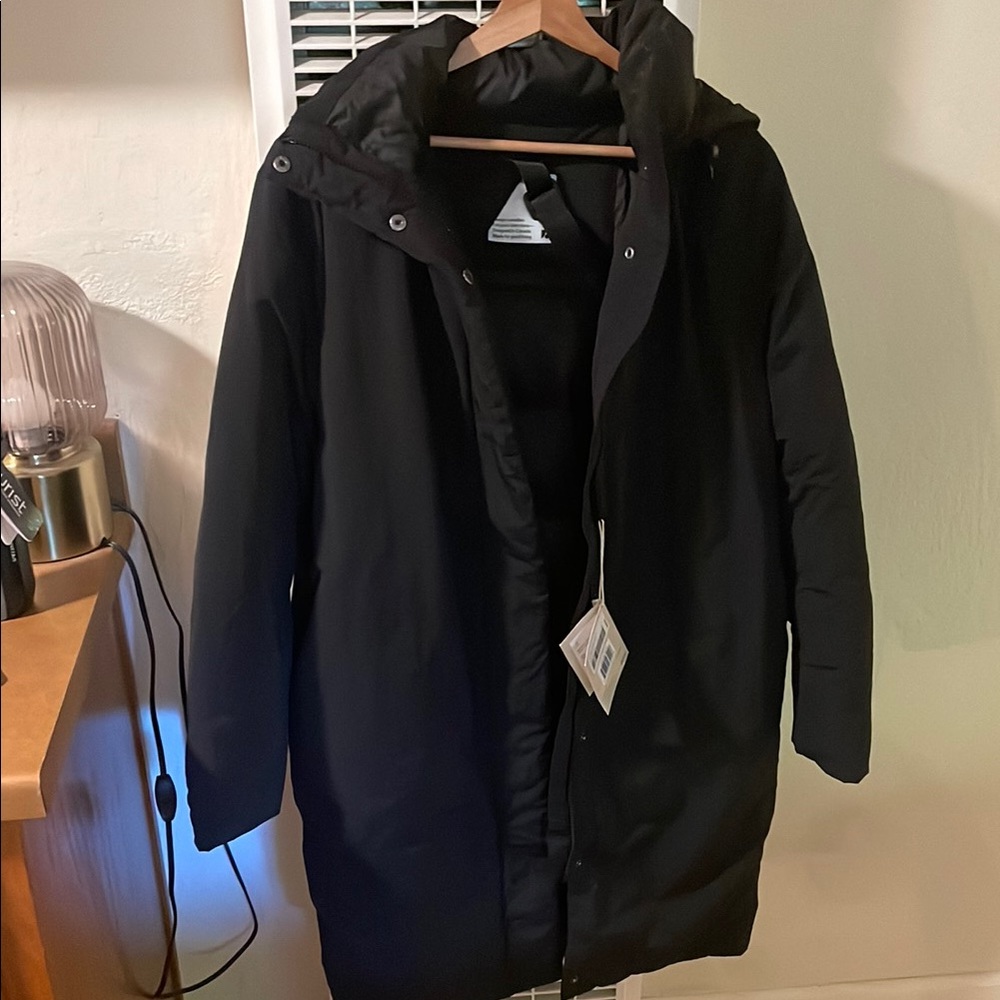 Frank & Oak The Iceland long coat in black